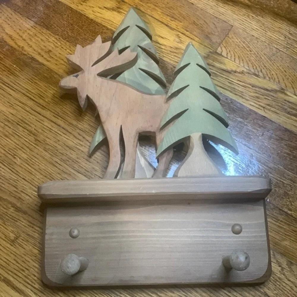 Hand crafted Moose Pine Tree Rustic Cabin Hooks Hanger